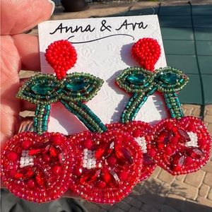 ❤️❤️ANNA & AVA RED CHERRY EARRINGS❤️❤️